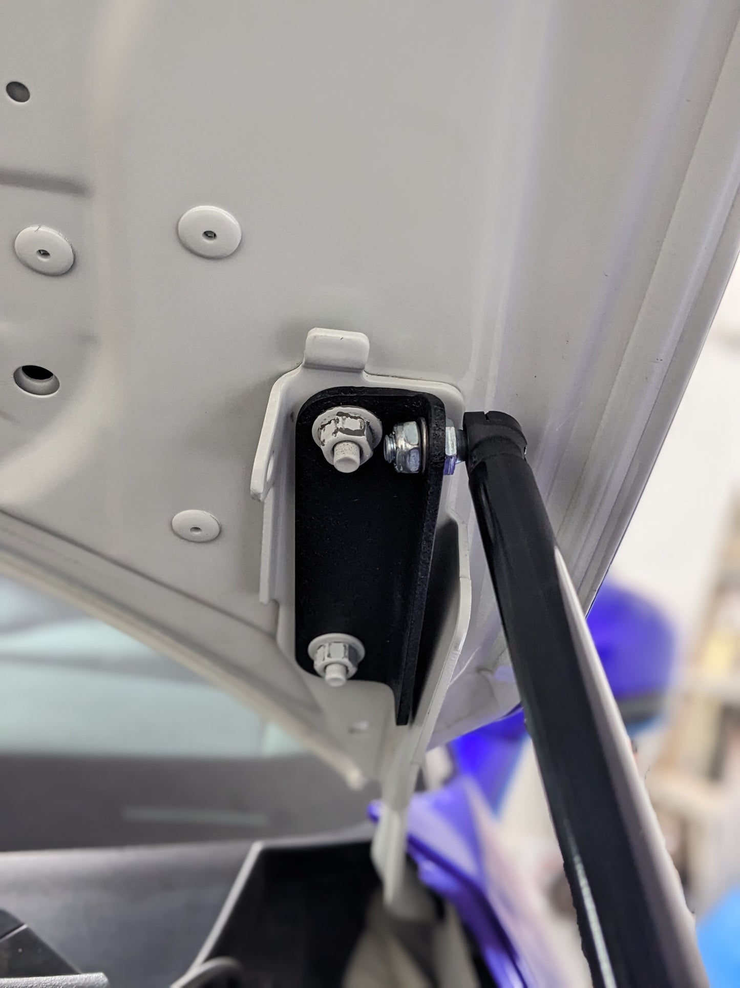 GTR Hood Shock Brackets